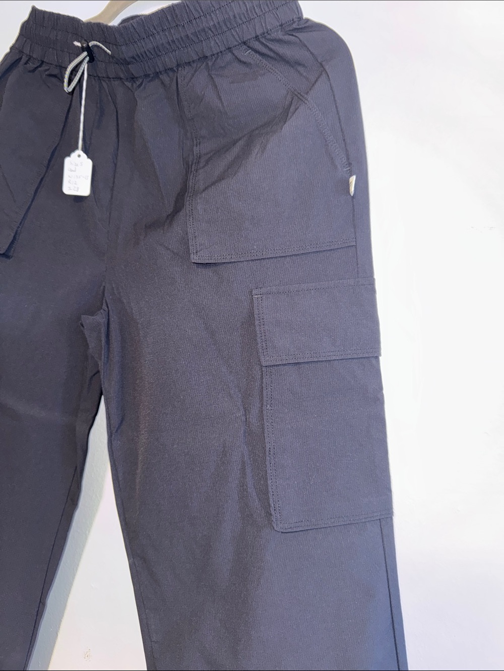 Fabletics Heights Cargo Pants in Navy, Size S - Picture 5 of 8